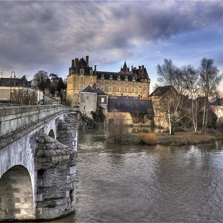 Chateau De Durtal B&B 외부 사진