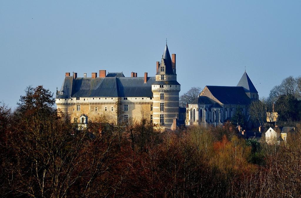 Chateau De Durtal B&B 외부 사진